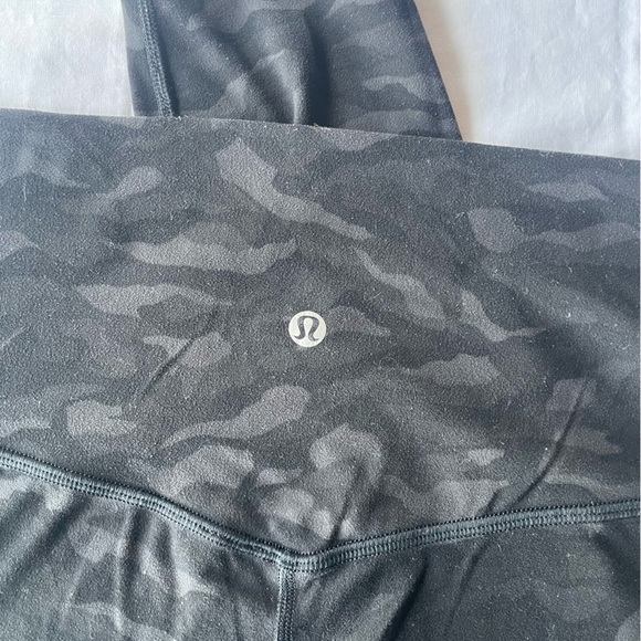 Lululemon Align Pant *Full Length 28"'
Sequoia Camo Print Deep Coal Black 6 - Picture 7 of 11